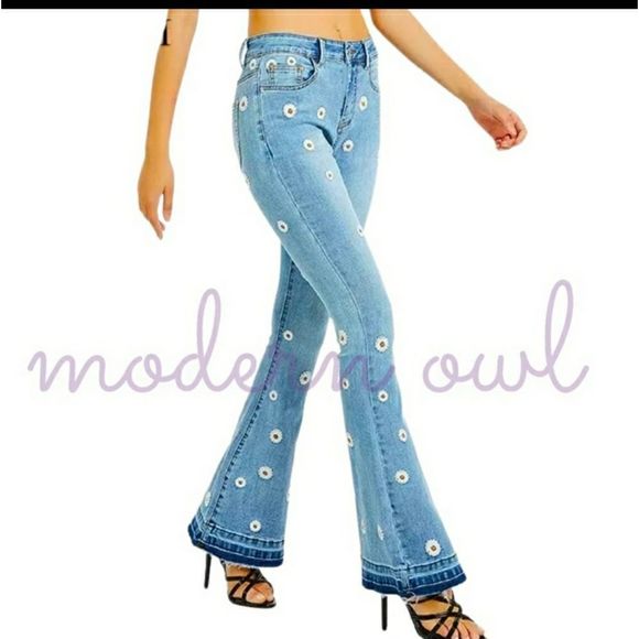 Luxury Daisy Flower Flare Frayed Hem Jeans Sizes XL 14-16 XXL 16-18 - Picture 2 of 16
